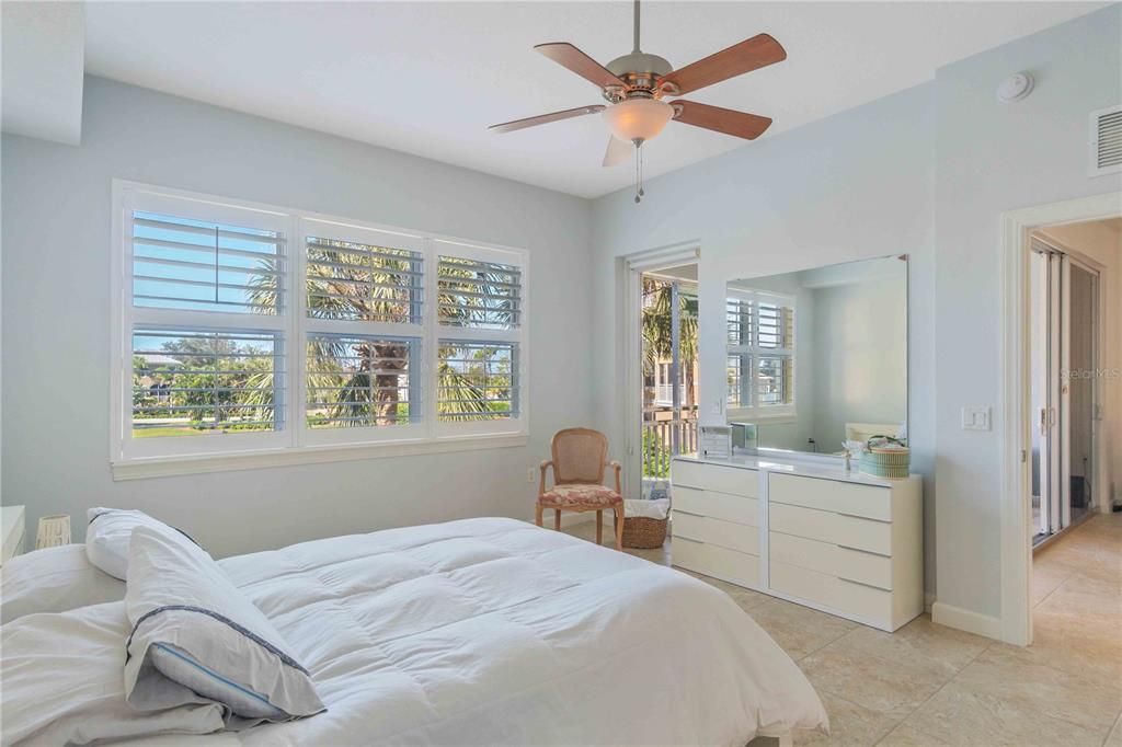 For Sale: $265,000 (3 beds, 2 baths, 1758 Square Feet)