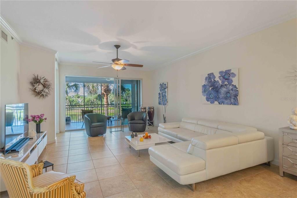 For Sale: $265,000 (3 beds, 2 baths, 1758 Square Feet)