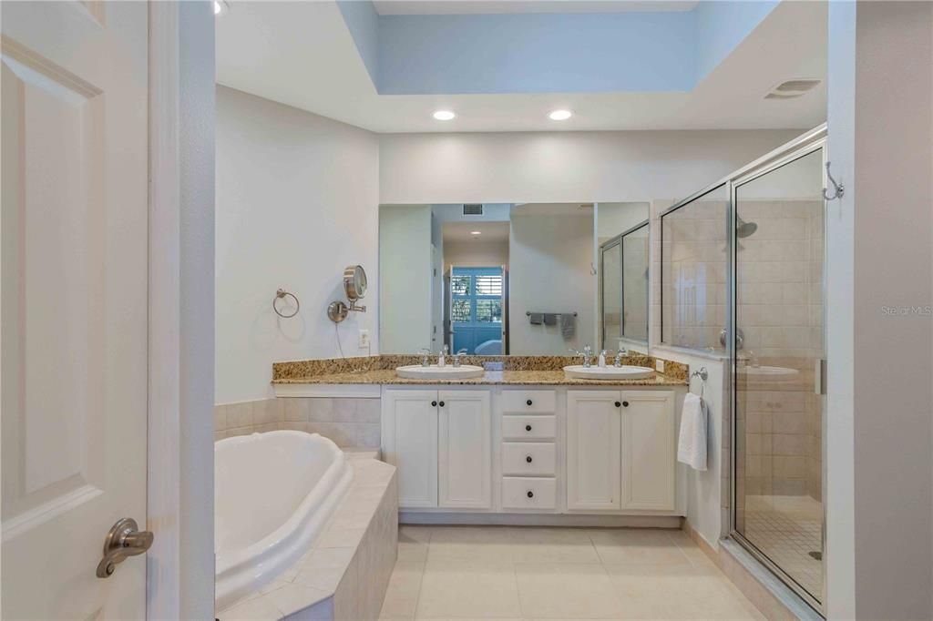 For Sale: $265,000 (3 beds, 2 baths, 1758 Square Feet)