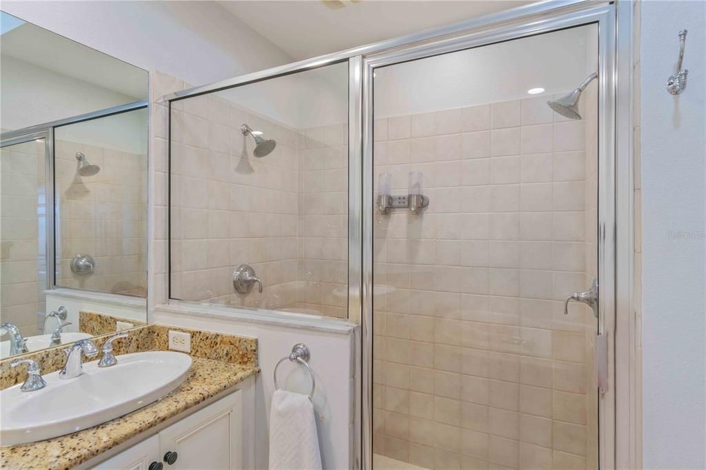 For Sale: $265,000 (3 beds, 2 baths, 1758 Square Feet)