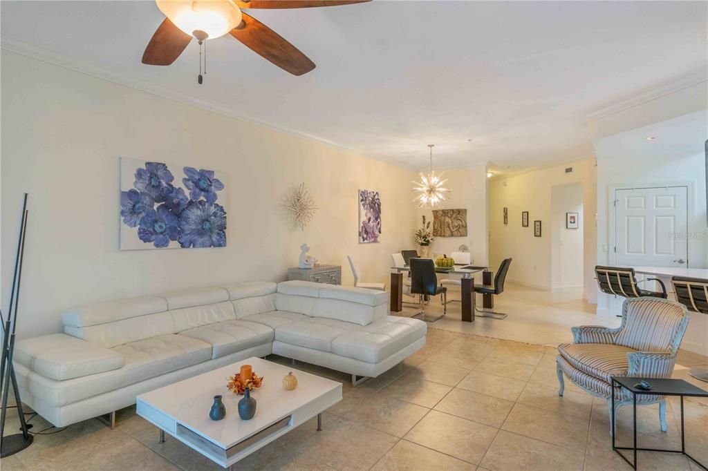 For Sale: $265,000 (3 beds, 2 baths, 1758 Square Feet)