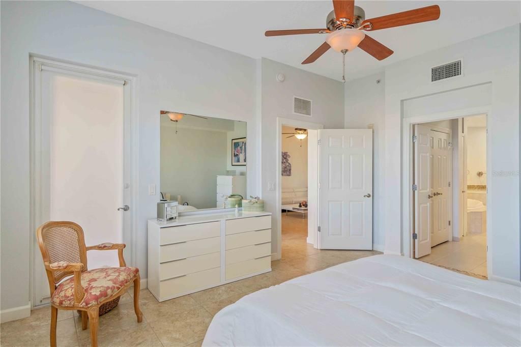 For Sale: $265,000 (3 beds, 2 baths, 1758 Square Feet)