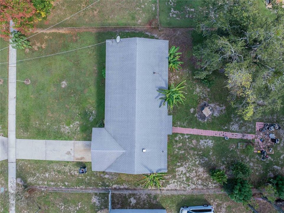 待售: $250,000 (4 贝兹, 2 浴室, 1165 平方英尺)