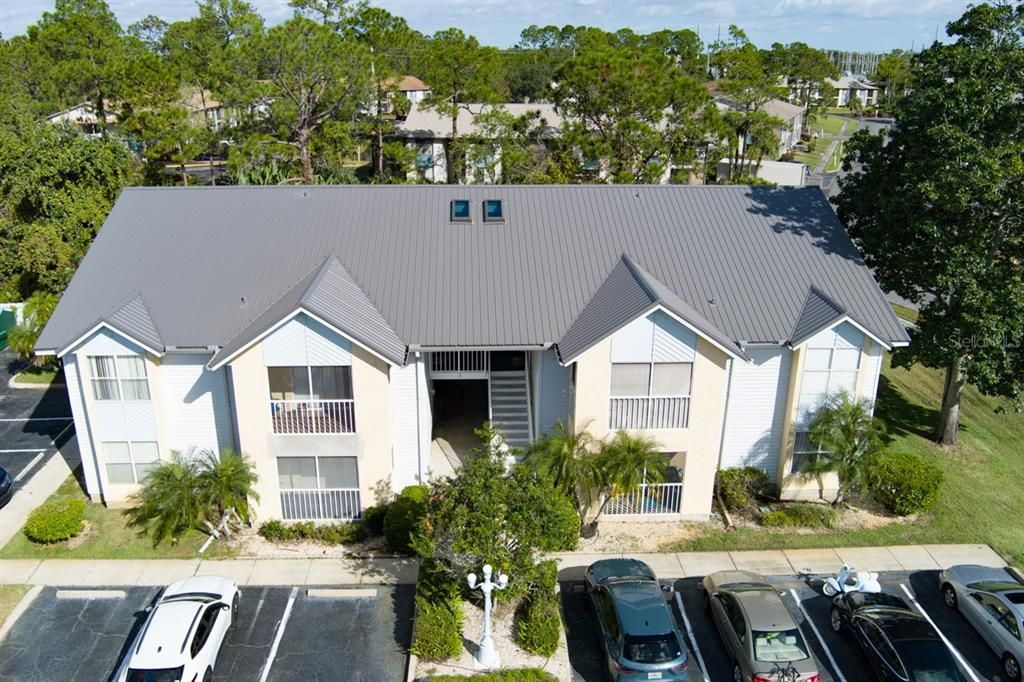 待售: $164,900 (1 贝兹, 1 浴室, 854 平方英尺)