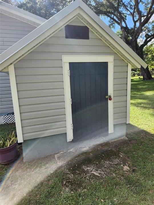 На продажу: $239,000 (2 спален, 1 ванн, 1080 Квадратных фут)