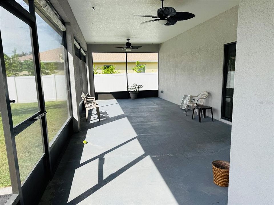 For Sale: $357,000 (3 beds, 2 baths, 2024 Square Feet)