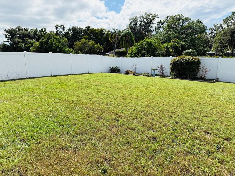 For Sale: $357,000 (3 beds, 2 baths, 2024 Square Feet)