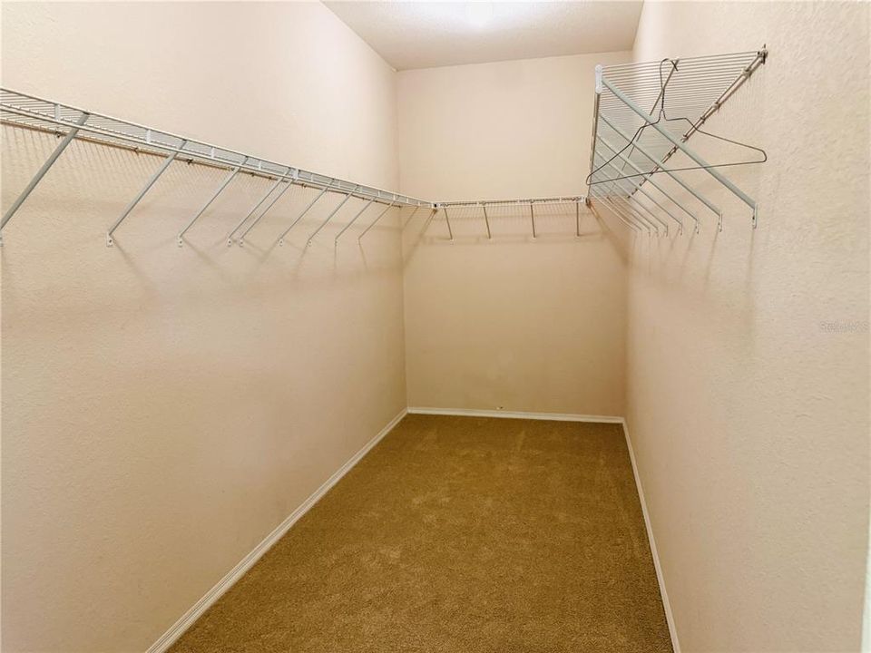 For Sale: $357,000 (3 beds, 2 baths, 2024 Square Feet)