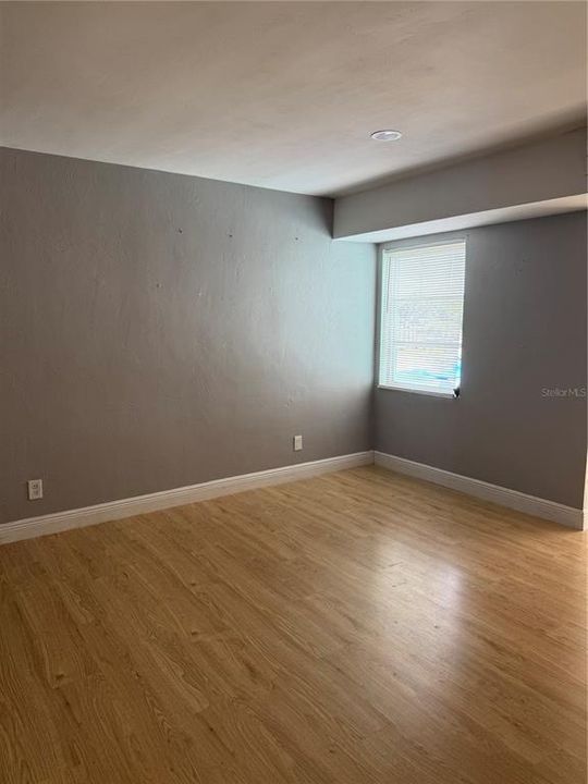 Activo con contrato: $75,000 (1 camas, 1 baños, 480 Pies cuadrados)