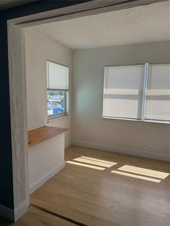 Activo con contrato: $75,000 (1 camas, 1 baños, 480 Pies cuadrados)