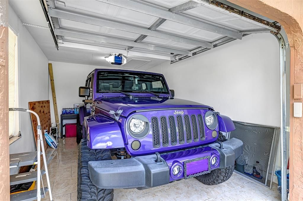 合同活跃: $285,000 (3 贝兹, 2 浴室, 1284 平方英尺)