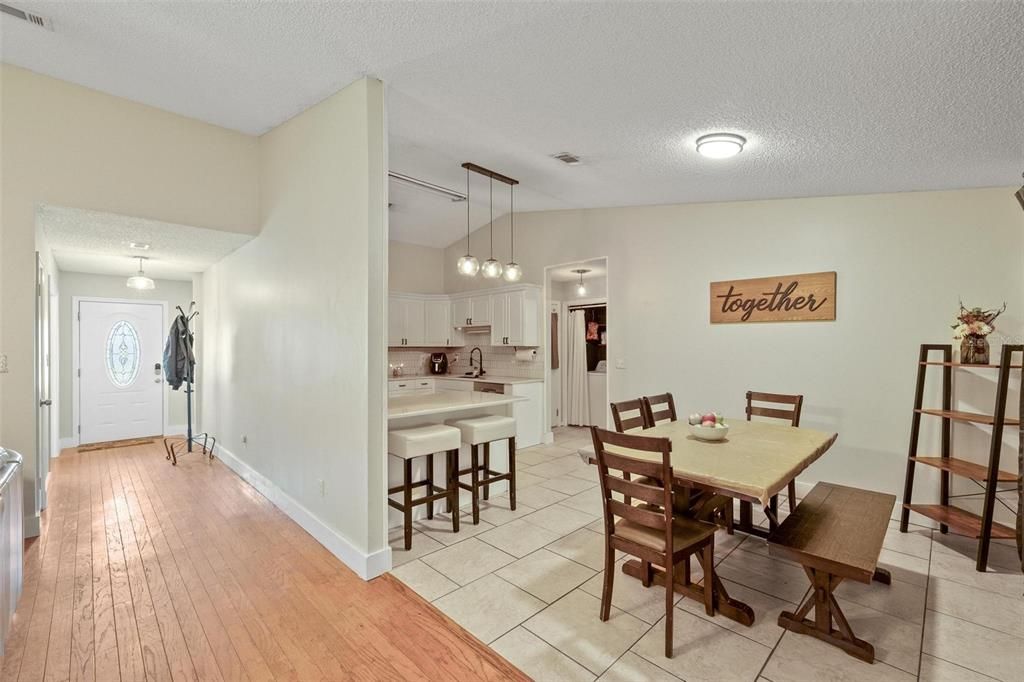 For Sale: $309,000 (5 beds, 2 baths, 1798 Square Feet)