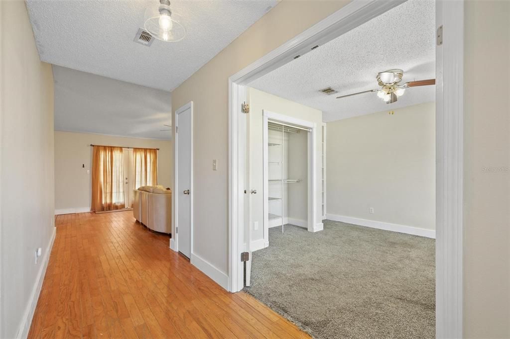 For Sale: $309,000 (5 beds, 2 baths, 1798 Square Feet)