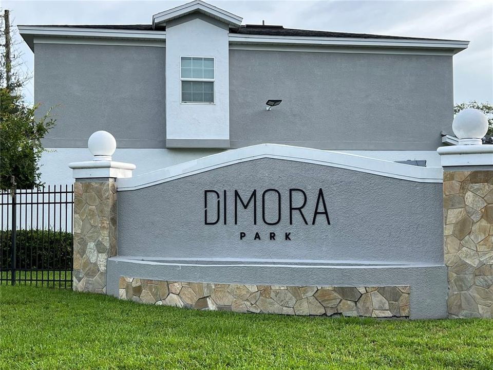 For Rent: $2,200 (4 beds, 2 baths, 1548 Square Feet)