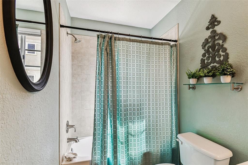 For Sale: $579,900 (3 beds, 3 baths, 1907 Square Feet)