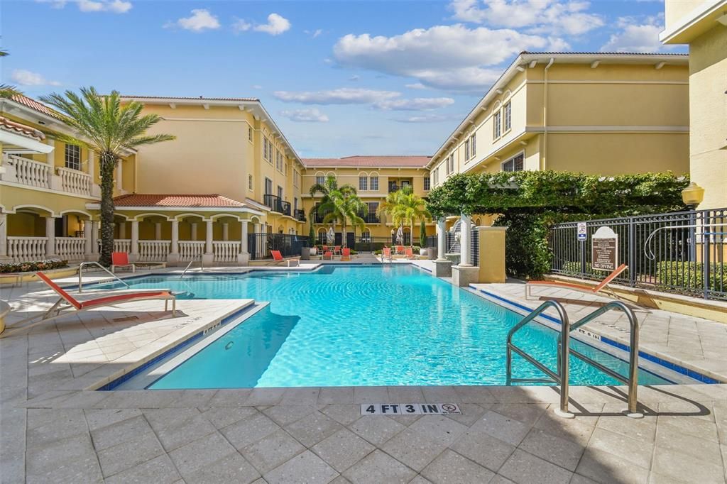 For Sale: $579,900 (3 beds, 3 baths, 1907 Square Feet)