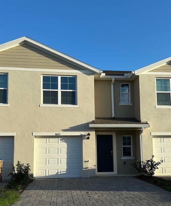 最近租的: $2,200 (3 贝兹, 2 浴室, 1463 平方英尺)