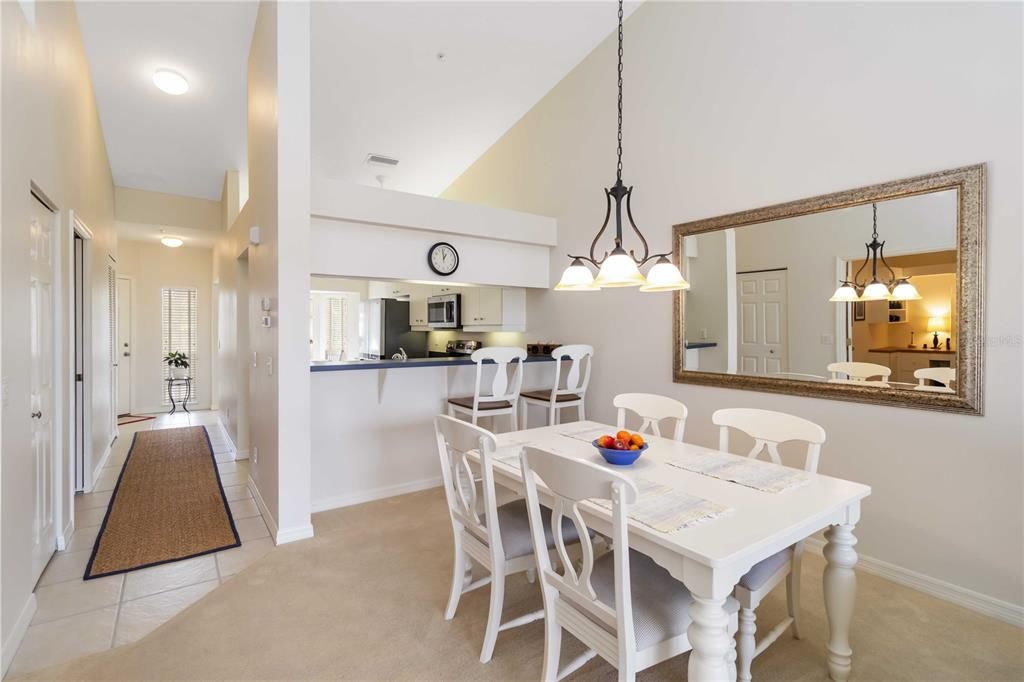 На продажу: $282,500 (2 спален, 2 ванн, 1466 Квадратных фут)