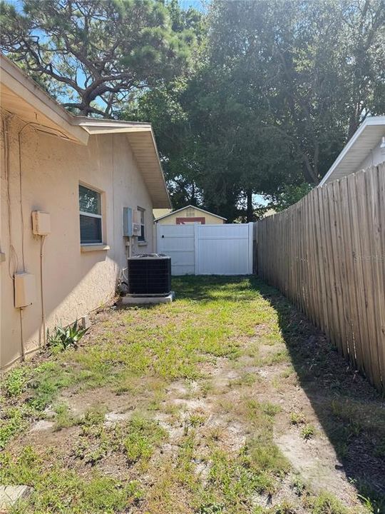 For Rent: $1,500 (2 beds, 1 baths, 950 Square Feet)