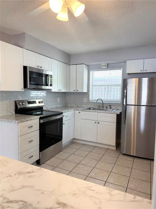 For Rent: $1,500 (2 beds, 1 baths, 950 Square Feet)