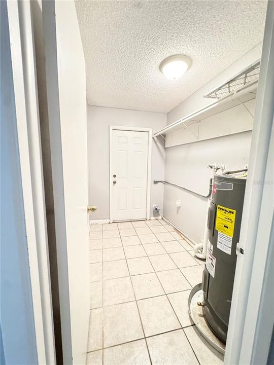 For Rent: $1,500 (2 beds, 1 baths, 950 Square Feet)