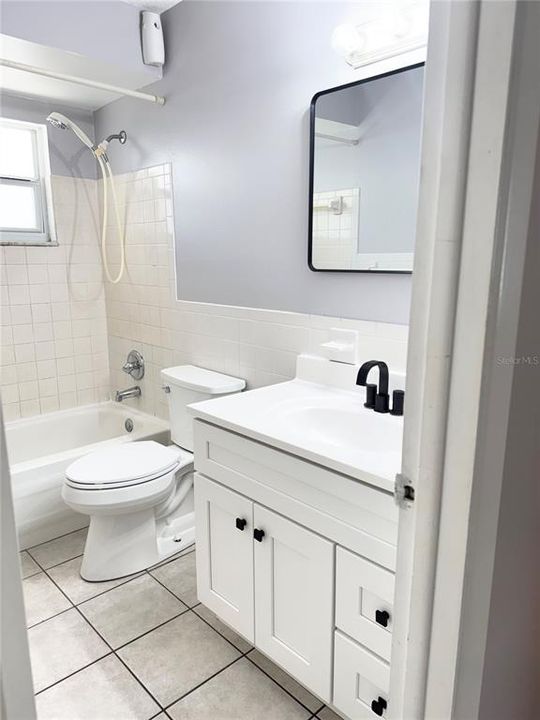 For Rent: $1,500 (2 beds, 1 baths, 950 Square Feet)