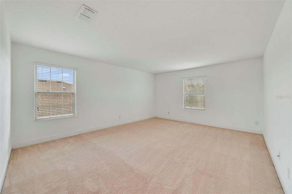 Active With Contract: $725,000 (5 beds, 3 baths, 3690 Square Feet)