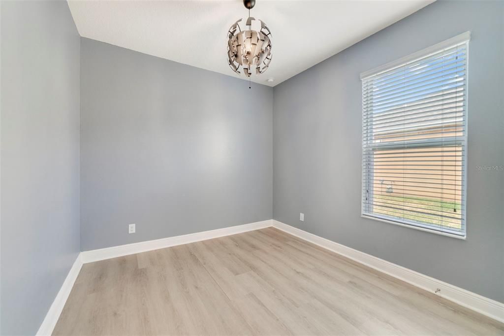 Active With Contract: $725,000 (5 beds, 3 baths, 3690 Square Feet)