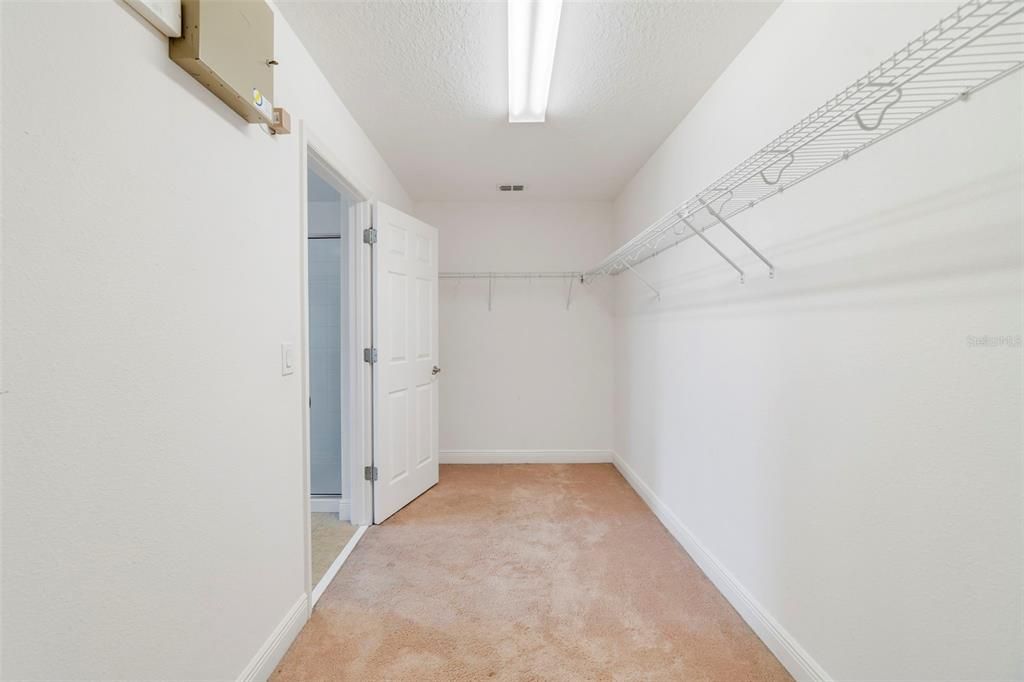 Active With Contract: $725,000 (5 beds, 3 baths, 3690 Square Feet)