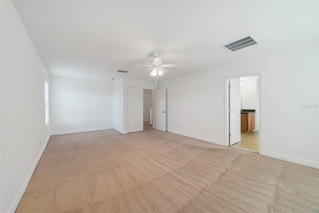 Active With Contract: $725,000 (5 beds, 3 baths, 3690 Square Feet)