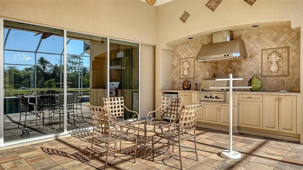 Active With Contract: $1,299,000 (4 beds, 3 baths, 3979 Square Feet)