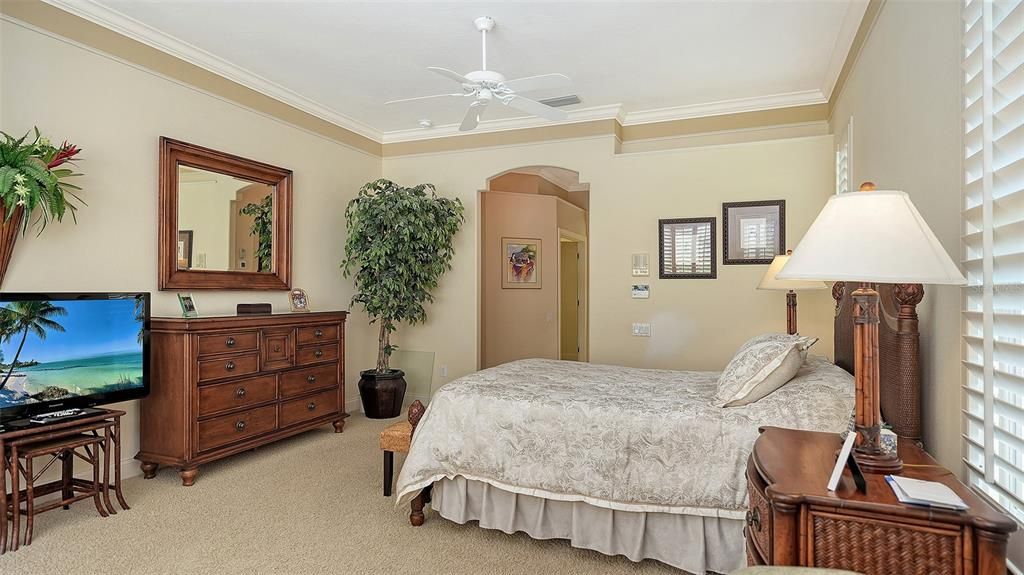 Active With Contract: $1,299,000 (4 beds, 3 baths, 3979 Square Feet)