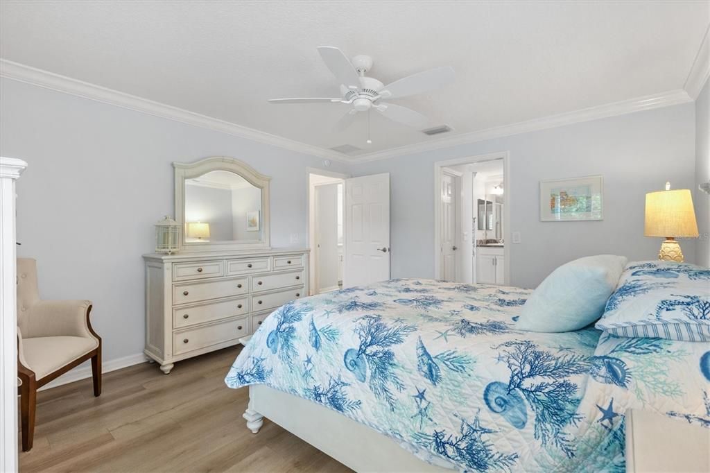 Activo con contrato: $399,900 (3 camas, 2 baños, 1559 Pies cuadrados)