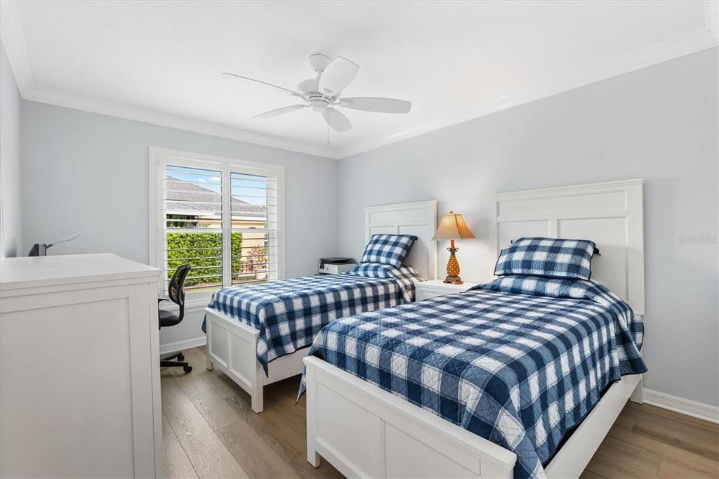 Activo con contrato: $399,900 (3 camas, 2 baños, 1559 Pies cuadrados)