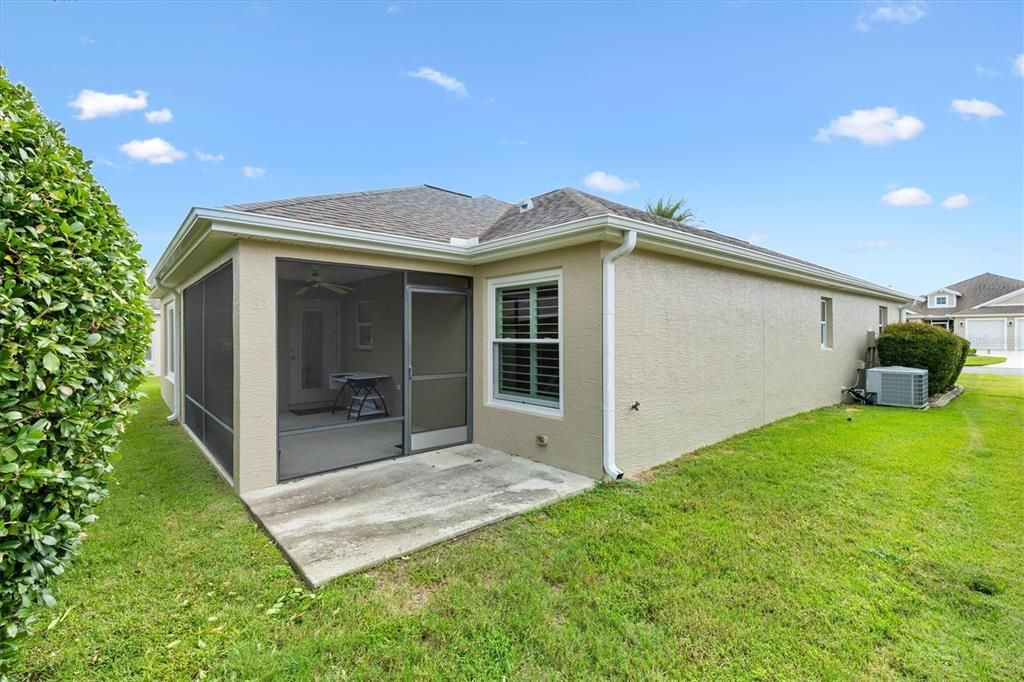 Activo con contrato: $399,900 (3 camas, 2 baños, 1559 Pies cuadrados)