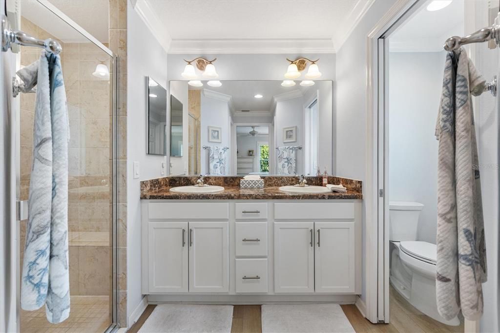 Activo con contrato: $399,900 (3 camas, 2 baños, 1559 Pies cuadrados)