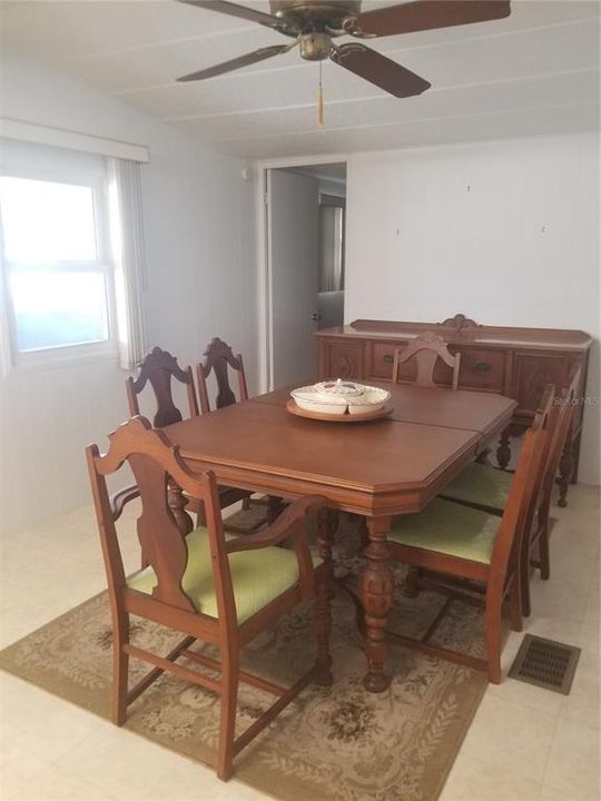 En Venta: $115,000 (3 camas, 2 baños, 1080 Pies cuadrados)