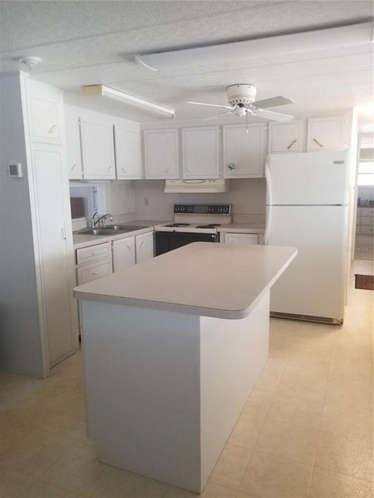 En Venta: $115,000 (3 camas, 2 baños, 1080 Pies cuadrados)