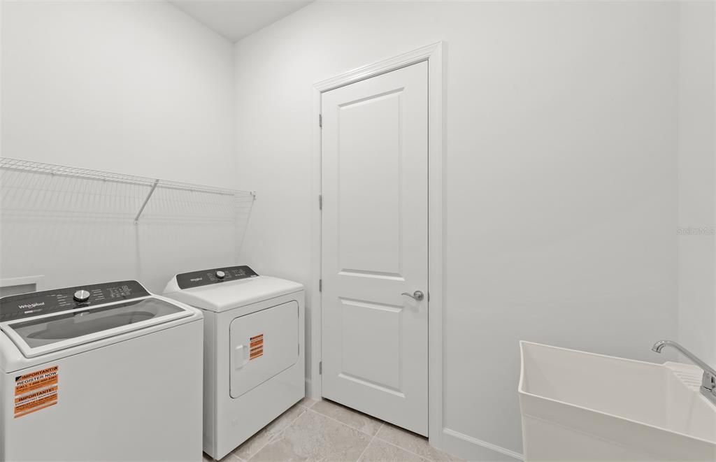 待售: $634,000 (3 贝兹, 2 浴室, 2056 平方英尺)