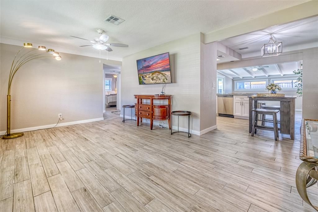 For Rent: $3,750 (3 beds, 2 baths, 1852 Square Feet)