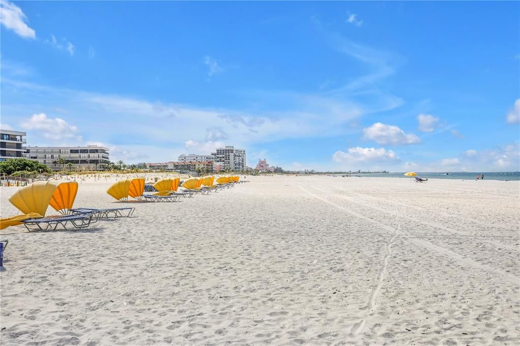 For Sale: $490,000 (2 beds, 2 baths, 1464 Square Feet)