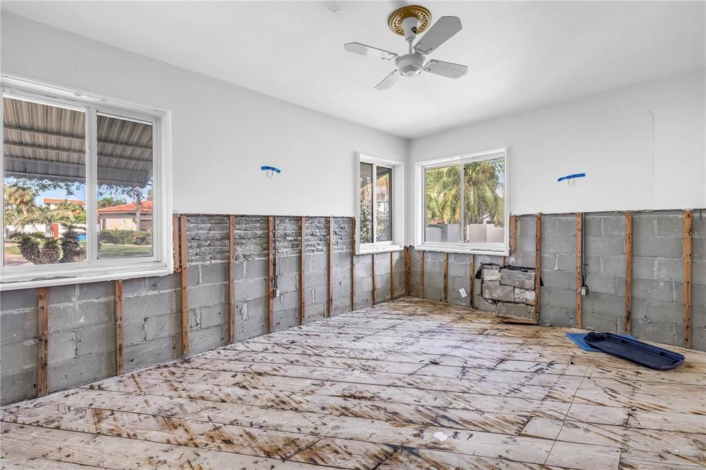 For Sale: $490,000 (2 beds, 2 baths, 1464 Square Feet)