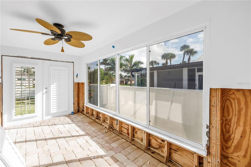 For Sale: $490,000 (2 beds, 2 baths, 1464 Square Feet)