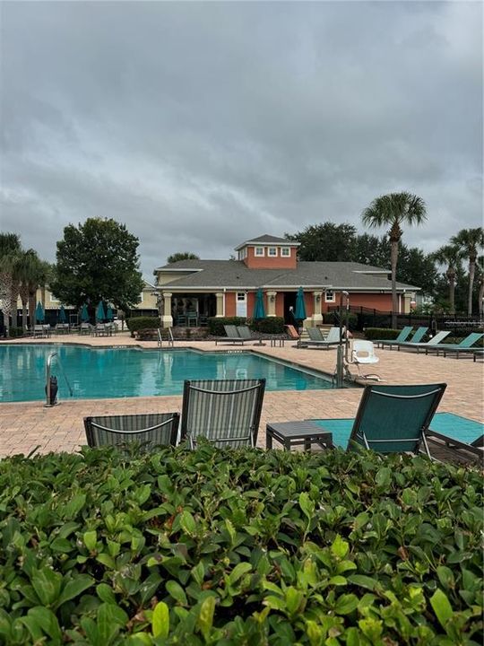 待售: $170,000 (2 贝兹, 2 浴室, 1161 平方英尺)