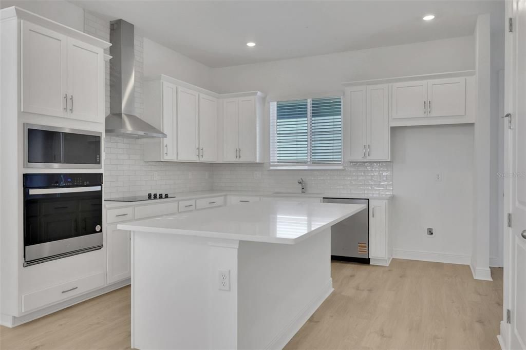 For Sale: $392,990 (3 beds, 2 baths, 1767 Square Feet)