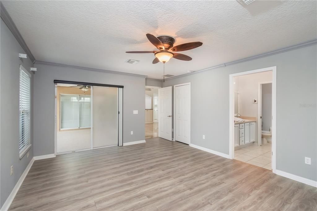 На продажу: $385,000 (3 спален, 2 ванн, 1768 Квадратных фут)