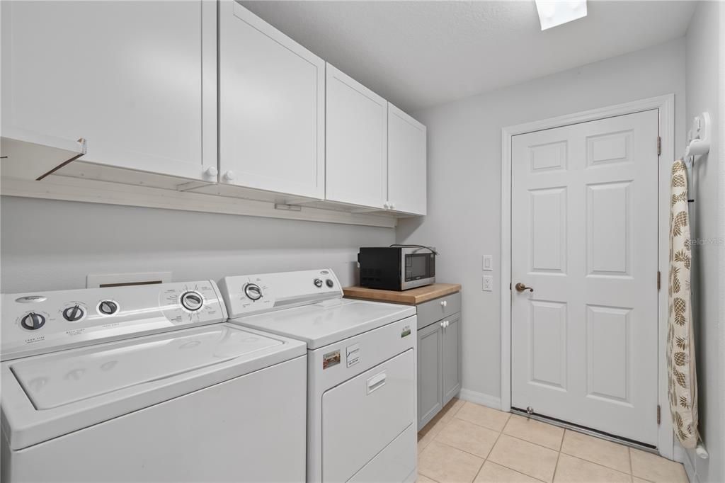 На продажу: $385,000 (3 спален, 2 ванн, 1768 Квадратных фут)