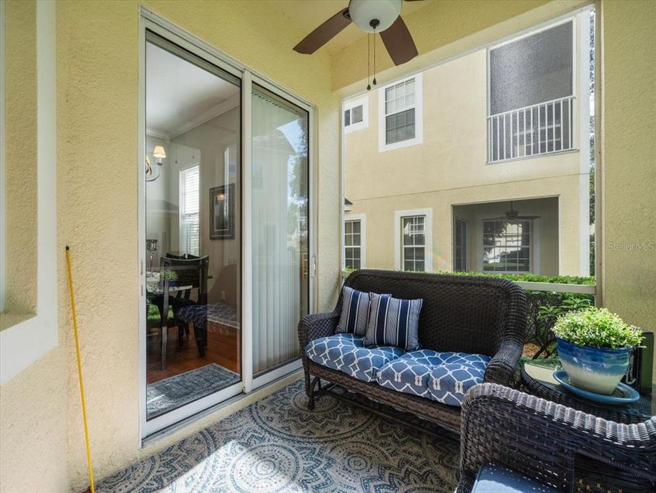 En Venta: $409,900 (3 camas, 3 baños, 2154 Pies cuadrados)