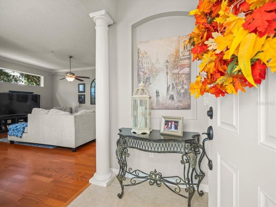 En Venta: $409,900 (3 camas, 3 baños, 2154 Pies cuadrados)