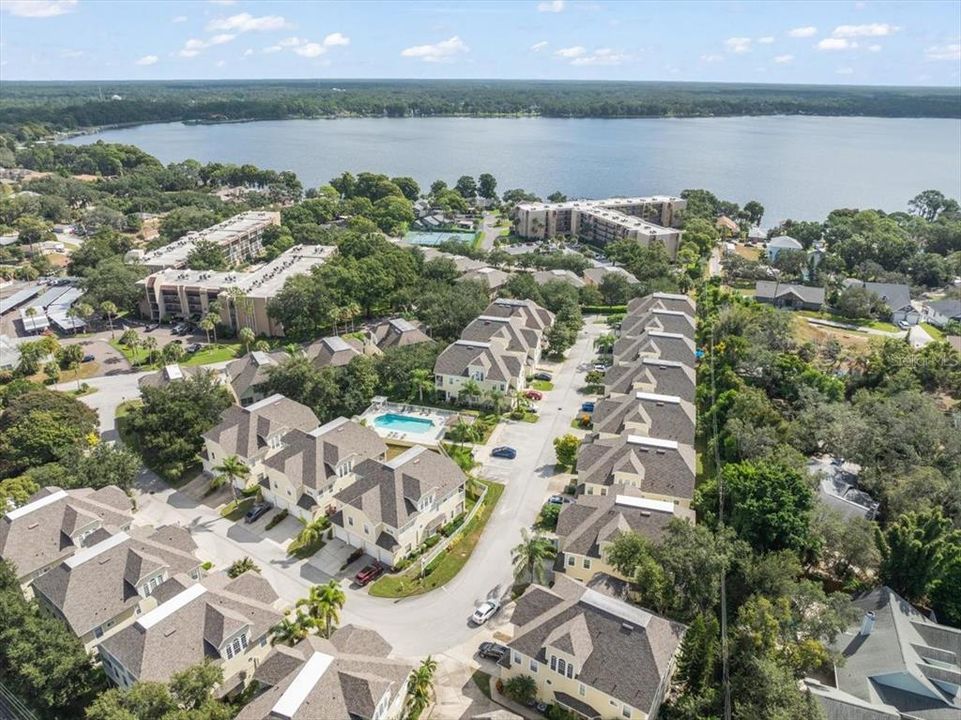 En Venta: $409,900 (3 camas, 3 baños, 2154 Pies cuadrados)